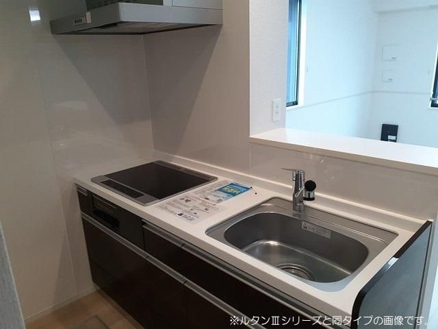 �y�L�b�`���z�@