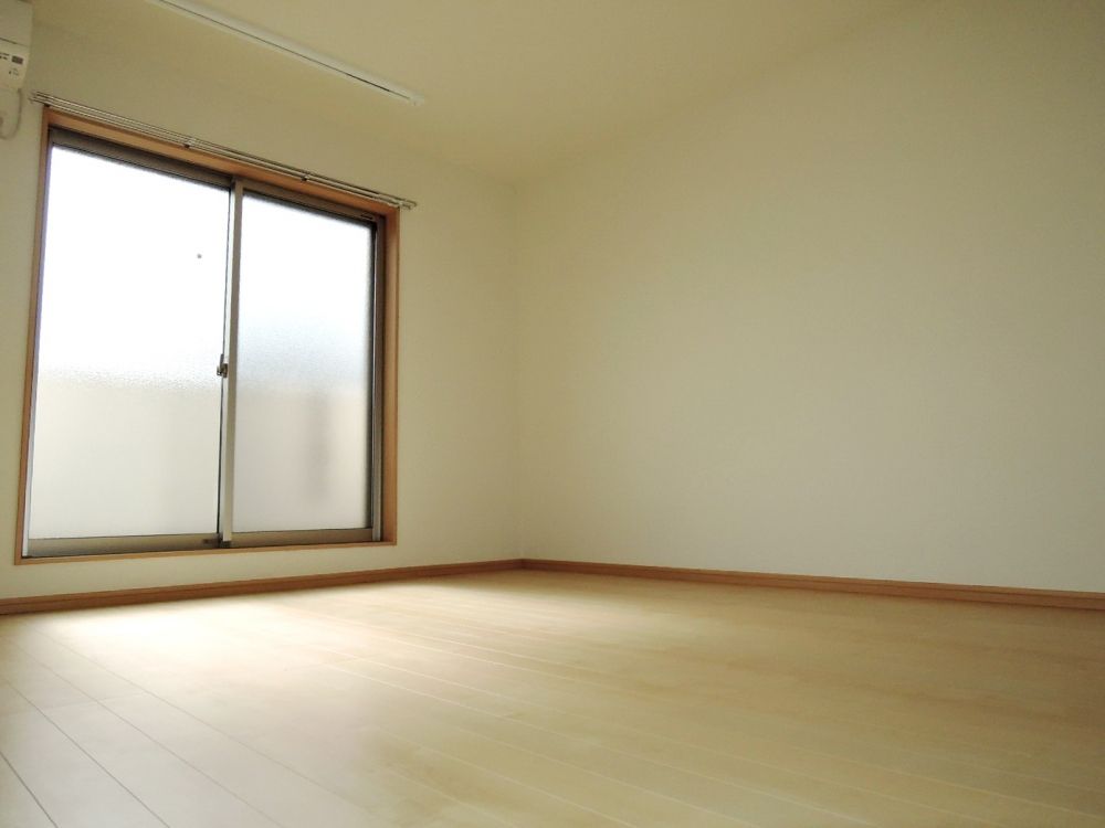 �y���ԁE���r���O�z�@