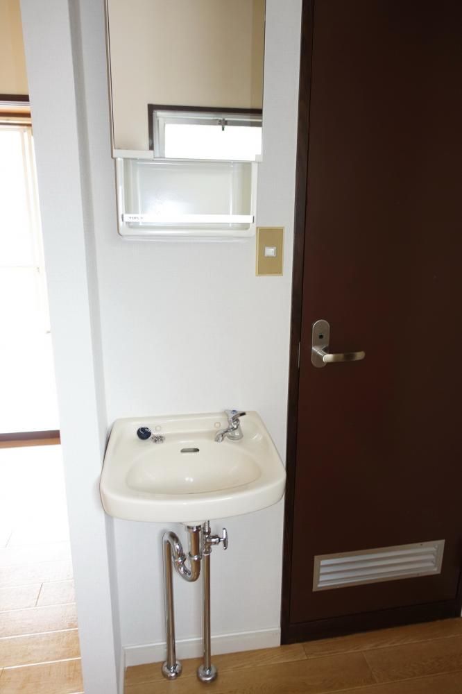 �y���ʏ��z�@