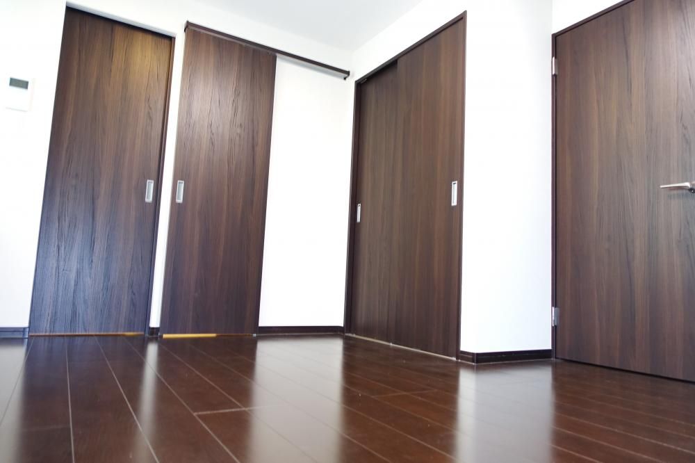 �y���ԁE���r���O�z�@