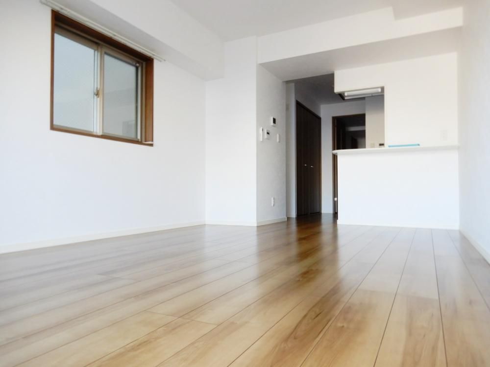 �y���ԁE���r���O�z�@