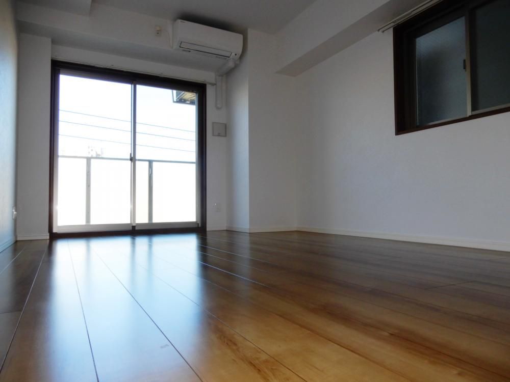 �y�Q���z�@