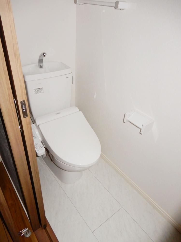 �y�g�C���z�@