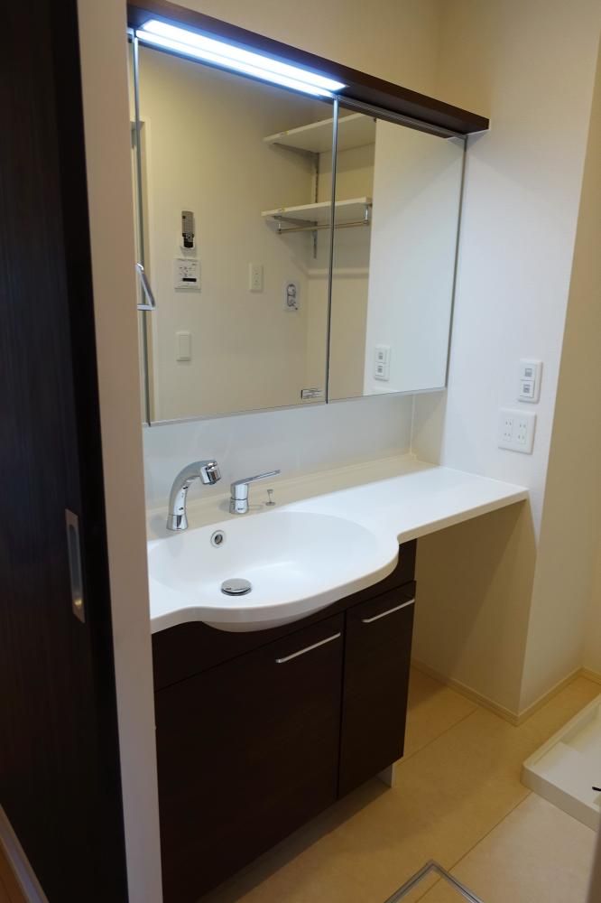 �y���ʏ��z�@