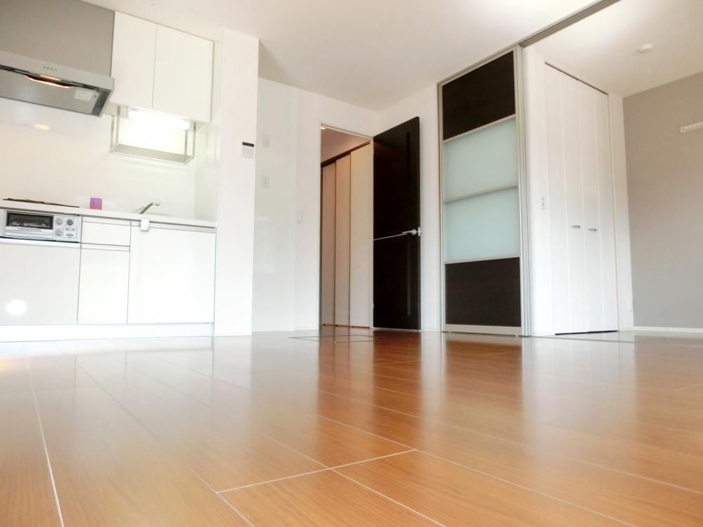 �y���ԁE���r���O�z�@