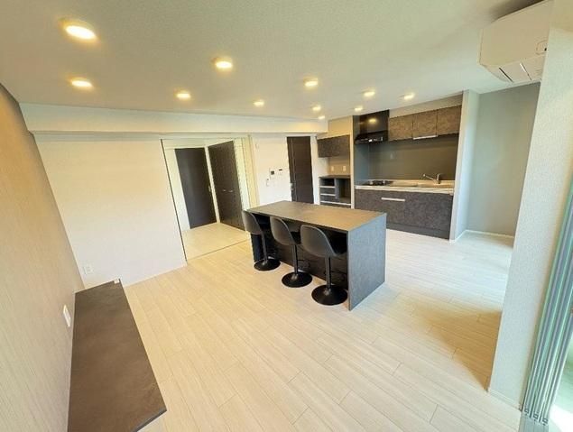 �y���̑��ݔ��z�@