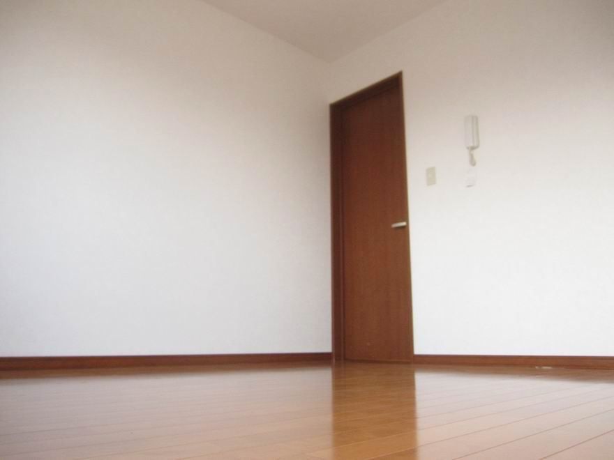 �y���ԁE���r���O�z�@