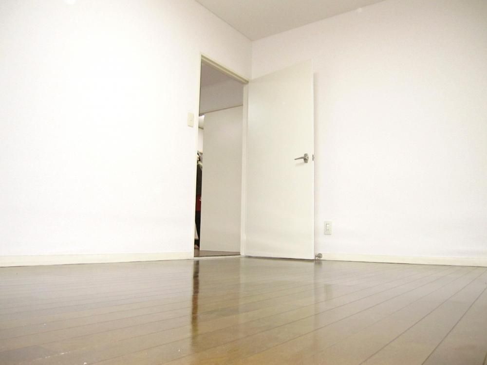 �y�Q���z�@