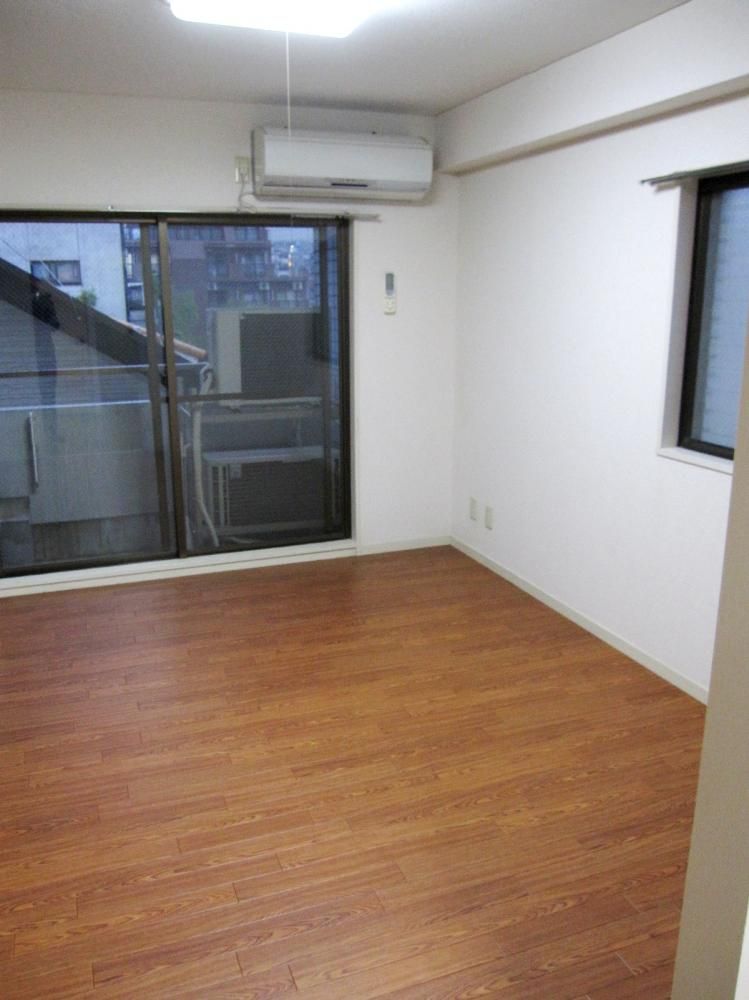 �y���̑������E�X�y�[�X�z�@