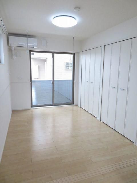 �y�Q���z�@