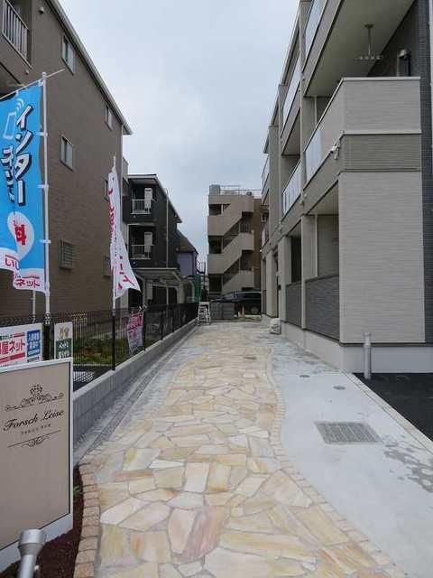 �y�G���g�����X�z�@