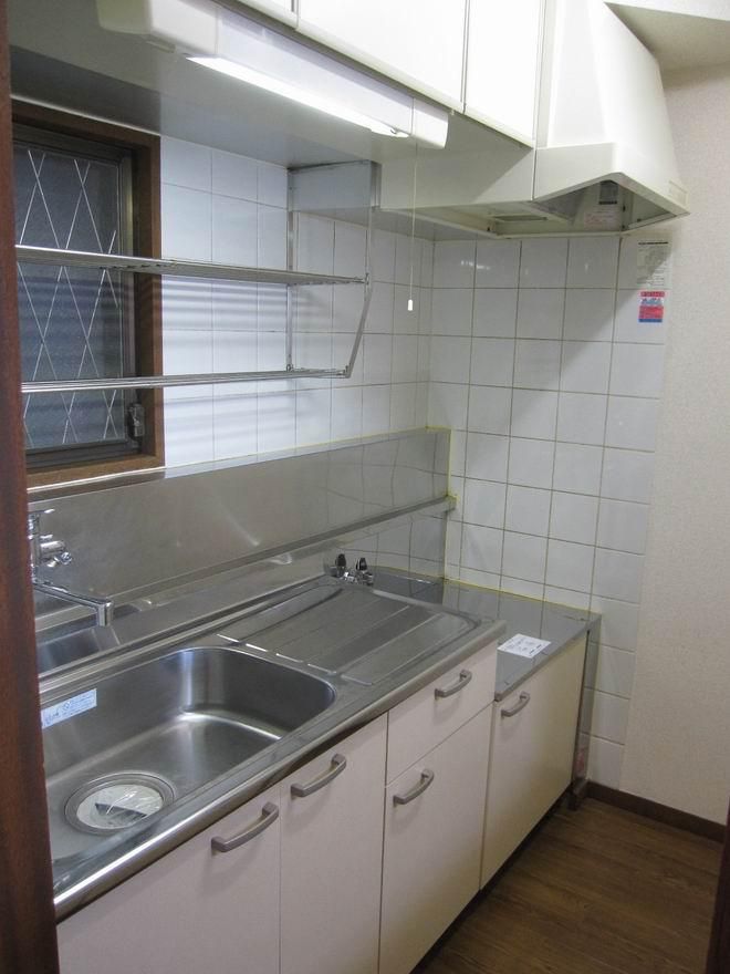 �y�L�b�`���z�@