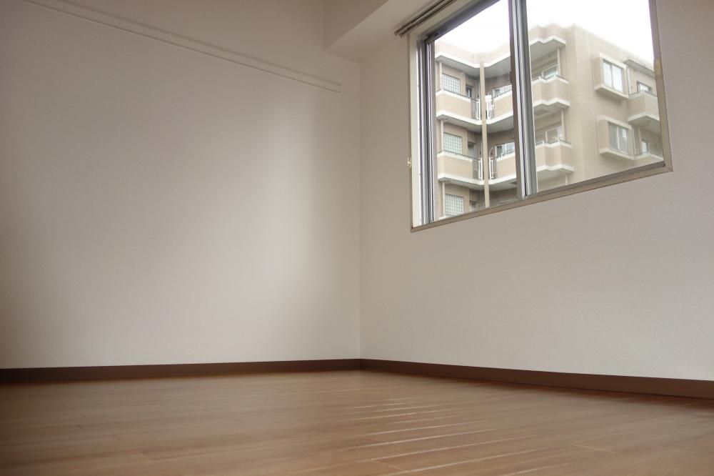 �y�Q���z�@