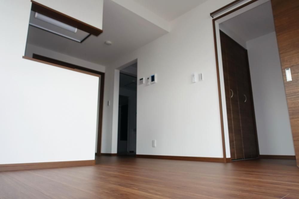 �y���ԁE���r���O�z�@