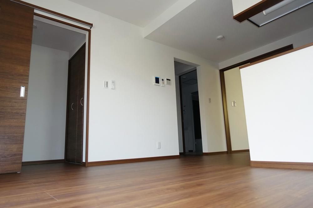 �y���ԁE���r���O�z�@