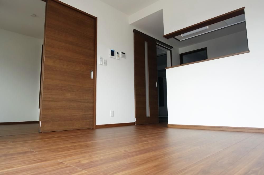 �y���ԁE���r���O�z�@