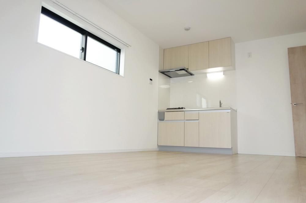 �y���ԁE���r���O�z�@