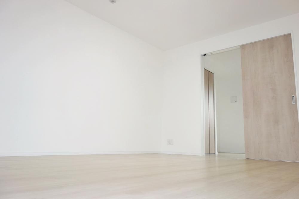 �y���ԁE���r���O�z�@