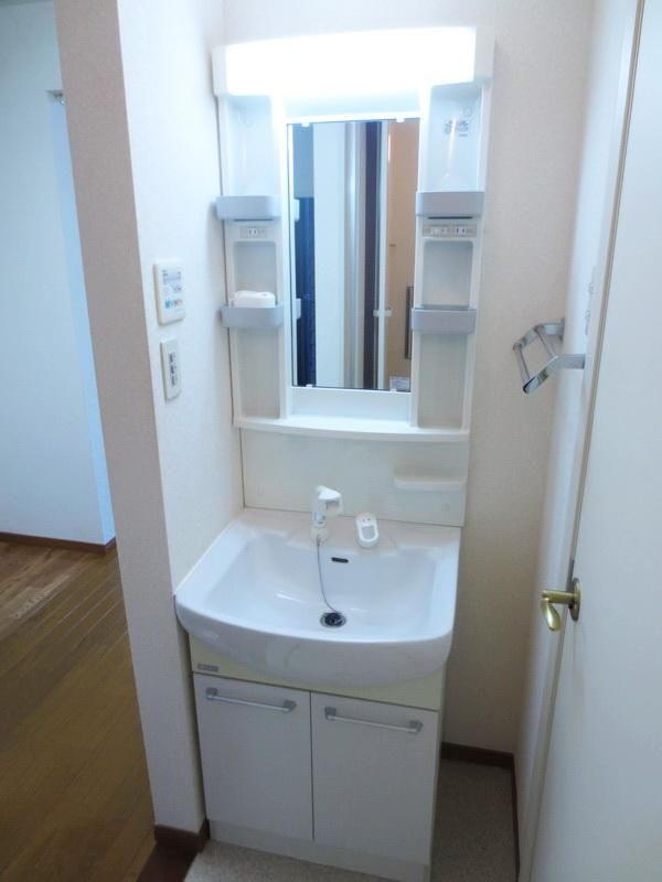 �y���ʏ��z�@