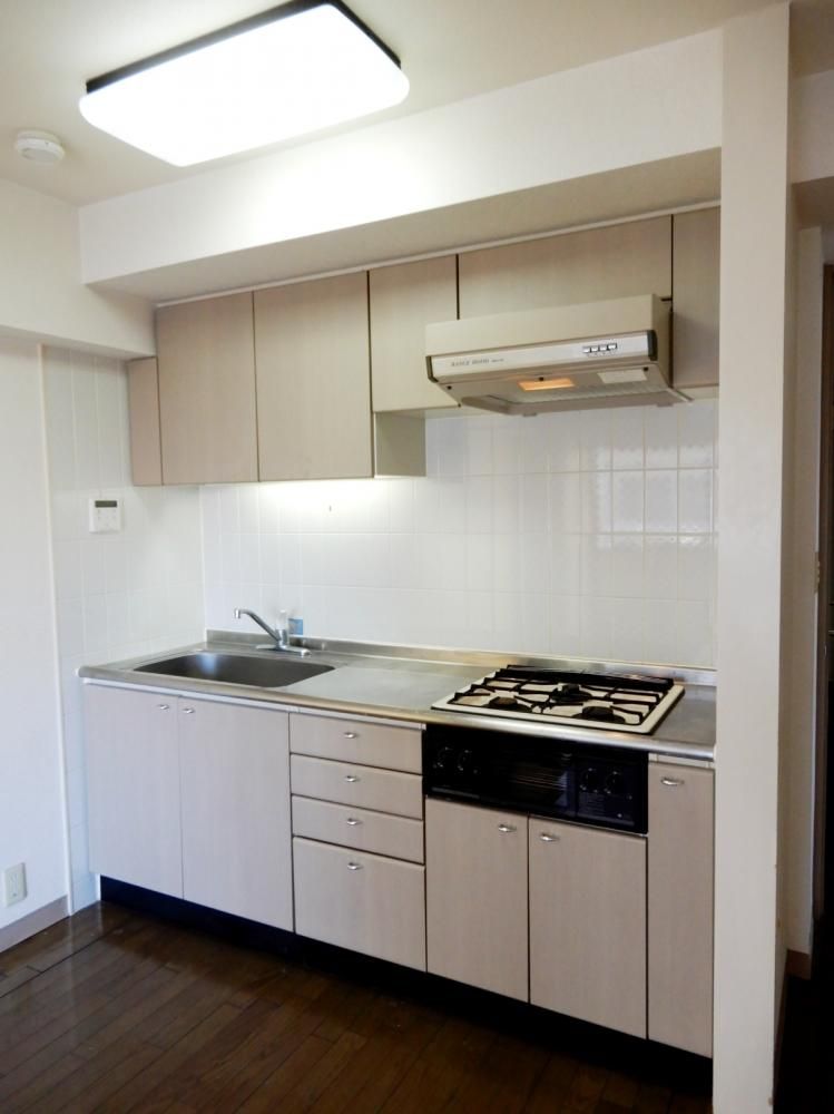 �y�L�b�`���z�@