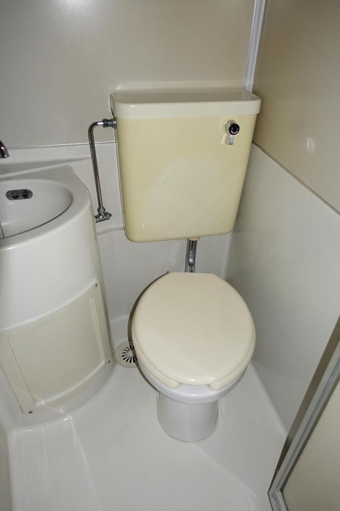 �y�g�C���z�@