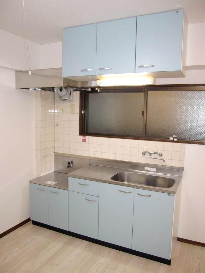 �y�L�b�`���z�@