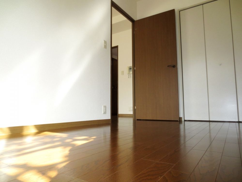 �y�Q���z�@