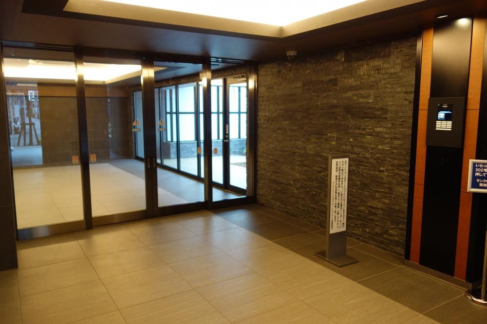 �y�G���g�����X�z�@