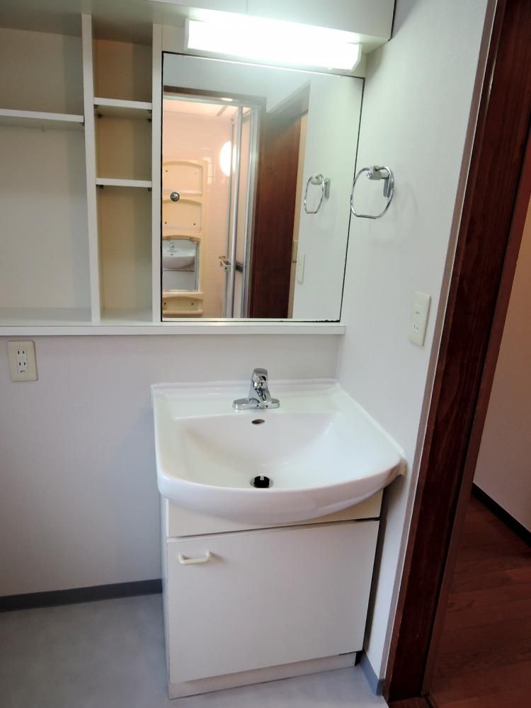 �y���ʏ��z�@