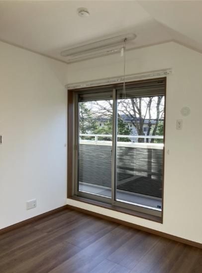 �y���ԁE���r���O�z�@