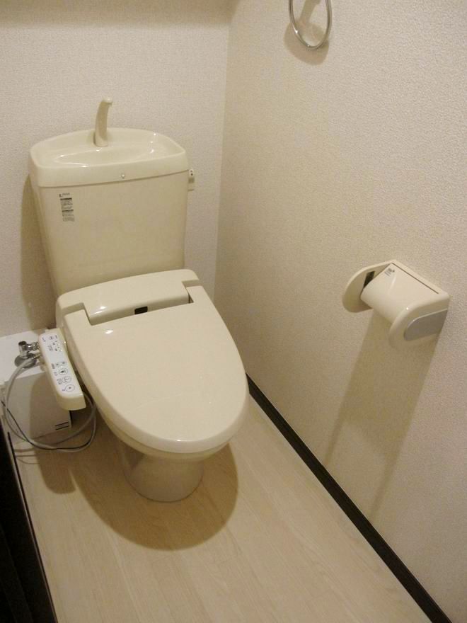 �y�g�C���z�@