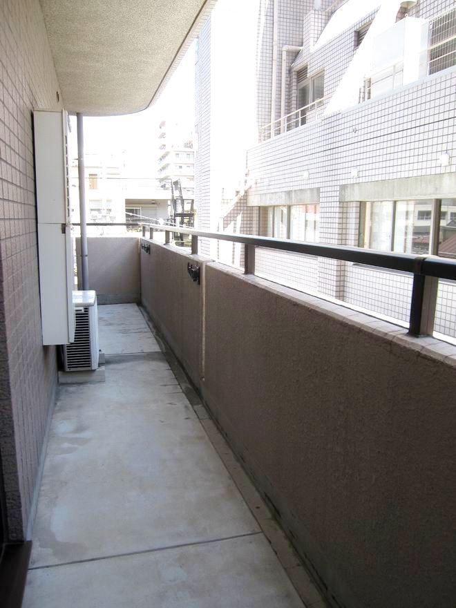 �y�x�����_�z�@