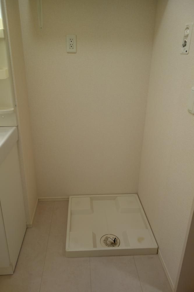 �y���̑��ݔ��z�@