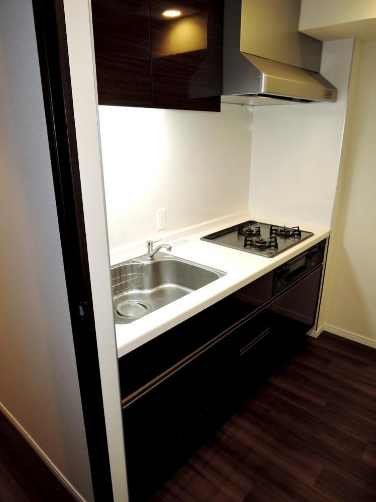 �y�L�b�`���z�@