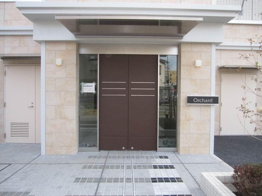 �y�G���g�����X�z�@