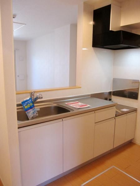 �y�L�b�`���z�@