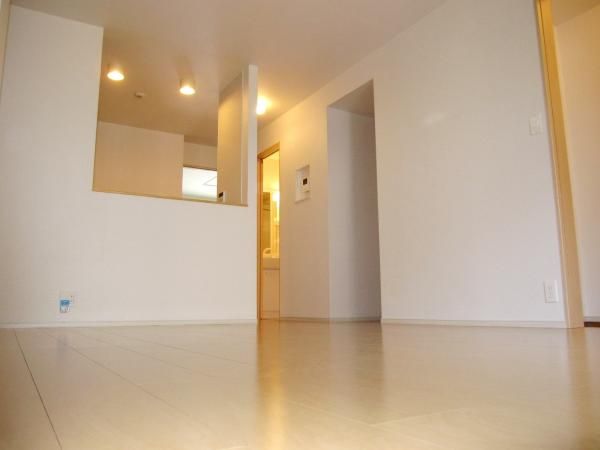 �y���ԁE���r���O�z�@