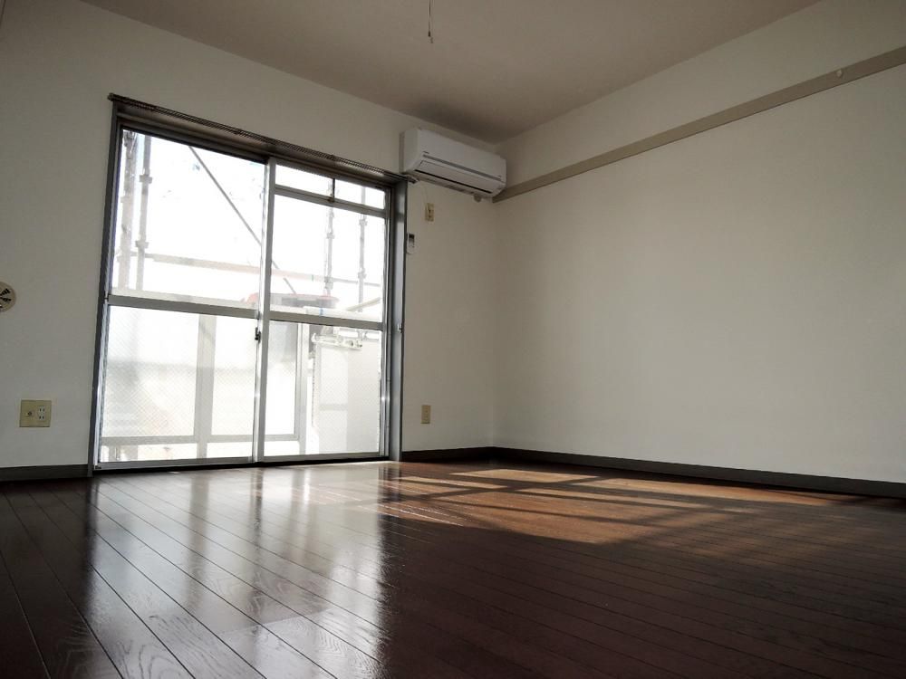 �y�Q���z�@