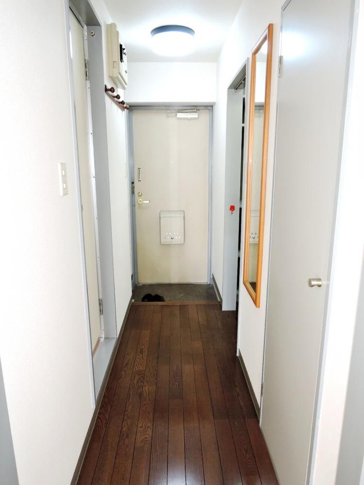 �y�Z�L�����e�B�z�@