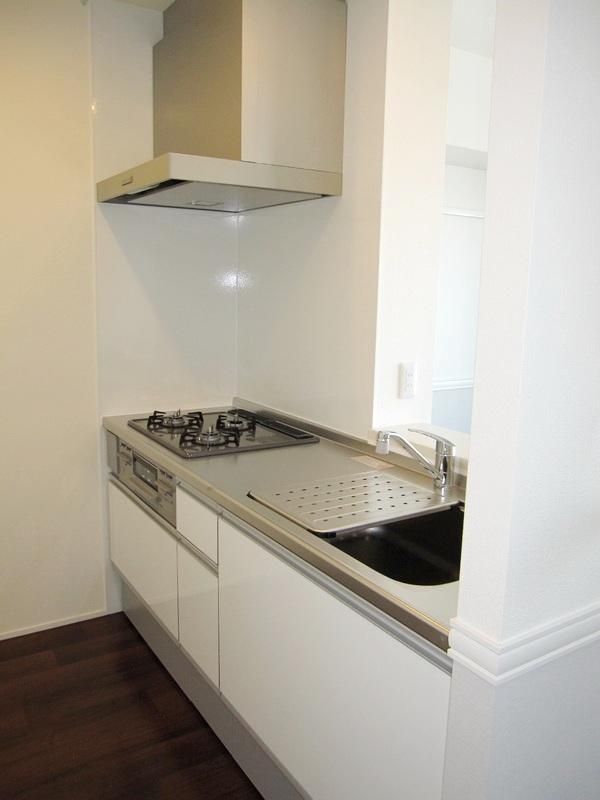 �y���ԁE���r���O�z�@